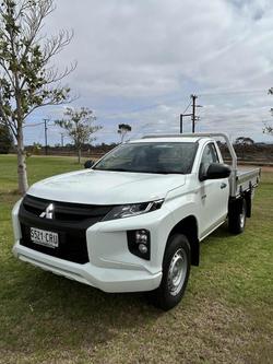 2022 Mitsubishi Triton GLX