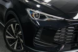 2025 MG
                ZS Essence Turbo