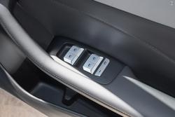 2025 MG
                MGS5 EV Essence 62