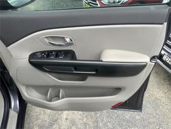 2017 KIA
                CARNIVAL S