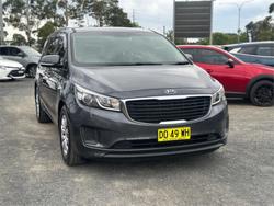2017 KIA
                CARNIVAL S