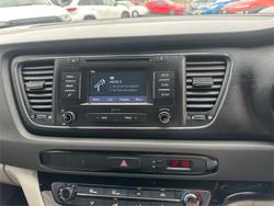 2017 KIA
                CARNIVAL S