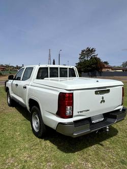 2024 Mitsubishi Triton GLX