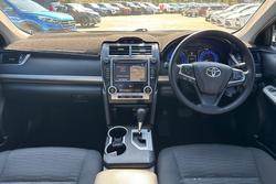 2017 Toyota
                Camry RZ