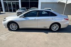 2017 Toyota
                Camry RZ