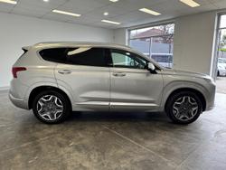 2022 Hyundai
Santa Fe Hybrid Highlander