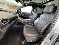 2022 Hyundai
Santa Fe Hybrid Highlander