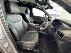 2022 Hyundai
Santa Fe Hybrid Highlander