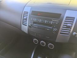 2007 Mitsubishi Outlander VR-X ZG MY07 4X4 On Demand Cool Silver