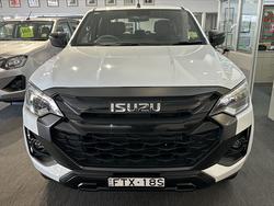 2025 ISUZU D-MAX LS-M XR