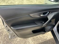 2016 NISSAN X-TRAIL ST (FWD)