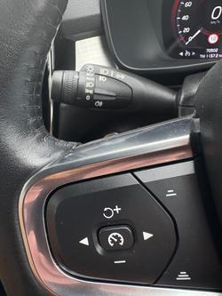 2019 Volvo XC40 T4 Momentum