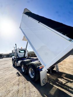 2010 Mack Metro-Liner 8X4 Hardox Steel Tipper Truck