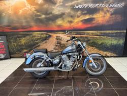 2015 Suzuki VL250 (LC250 INTRUDER) GREY