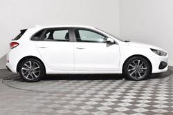 2021 Hyundai
                i30 Elite