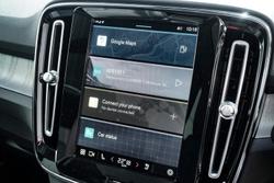 2025 Volvo XC40 Ultra B4 Bright