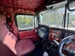 2010 Kenworth
T908 50-Inch Bunk, Cummins Isx, 694K Kms, 18Sp