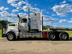 2010 Kenworth
T908 50-Inch Bunk, Cummins Isx, 694K Kms, 18Sp