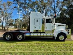 2010 Kenworth
T908 50-Inch Bunk, Cummins Isx, 694K Kms, 18Sp