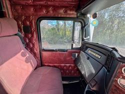 2010 Kenworth
T908 50-Inch Bunk, Cummins Isx, 694K Kms, 18Sp