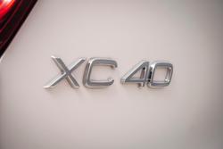 2025 Volvo XC40 Ultra B4 Dark