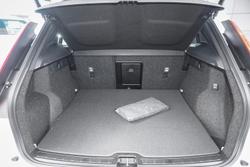 2025 Volvo XC40 Ultra B4 Dark