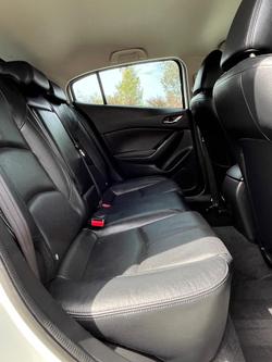 2018 Mazda 3 Touring