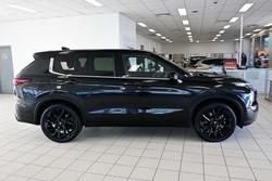 2024 Mitsubishi Outlander Black Edition