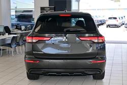 2024 Mitsubishi Outlander Black Edition