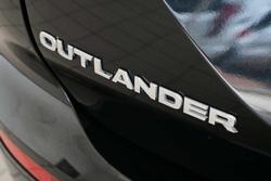 2024 Mitsubishi Outlander Black Edition