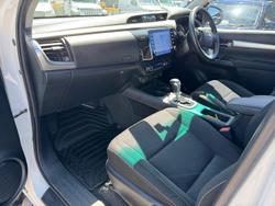 2020 Toyota Hilux SR5 GUN126R 4X4 Dual Range White