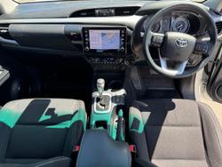2020 Toyota Hilux SR5 GUN126R 4X4 Dual Range White
