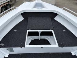 2026 QUINTREX 490 Renegade SC