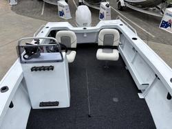 2026 QUINTREX 490 Renegade SC