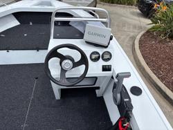 2026 QUINTREX 490 Renegade SC