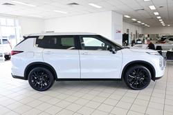 2024 Mitsubishi Outlander Black Edition