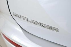 2024 Mitsubishi Outlander Black Edition