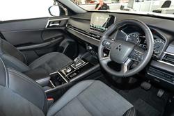 2024 Mitsubishi Outlander Black Edition