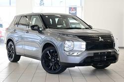 2023 Mitsubishi Outlander LS Black Edition