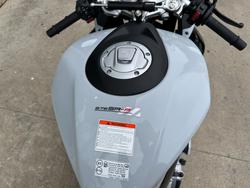 2025 CFMOTO 675 SR-R GREY