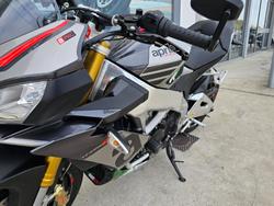 2016 APRILIA TUONO V4 RR Black