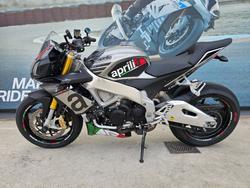 2016 APRILIA TUONO V4 RR Black
