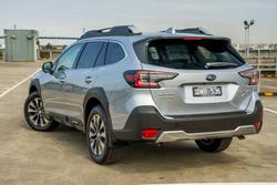 2025 Subaru Outback AWD Touring XT