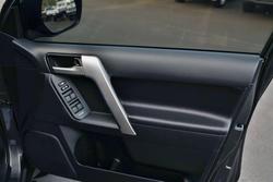 2021 Toyota Landcruiser Prado VX