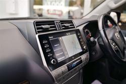 2021 Toyota Landcruiser Prado VX