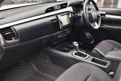 2018 Toyota Hilux SR5
