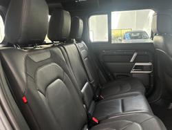 2023 Land Rover Defender 110 D300 X-Dynamic HSE L663 MY23.5 AWD Santorini Black