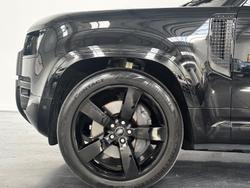 2023 Land Rover Defender 110 D300 X-Dynamic HSE L663 MY23.5 AWD Santorini Black