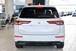 2023 Mitsubishi Outlander LS Black Edition