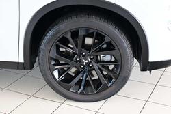 2023 Mitsubishi Outlander LS Black Edition